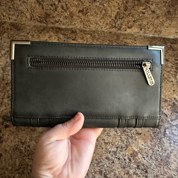 Killstar’s “People to Kill” Wallet - Picture 4 of 8